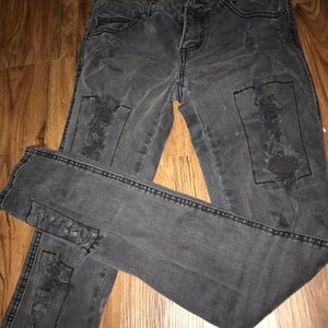 Skinny jeans